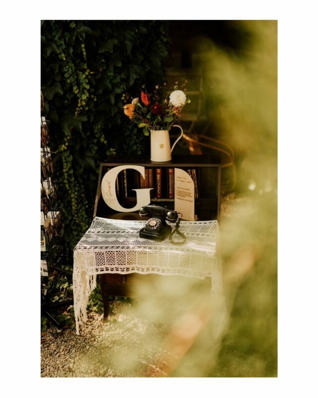 La saison des mariages reprend petit à petit, pensez à réserver votre décoration chez @maison_folk 🌾

Vaisselle ancienne, décoration et mobilier vintage disponibles à la location pour vos événements.

La vie est une fête, sublimez-la !

Découvrez l’univers Maison Folk
www.maison-folk.com

📷 @aymeric.picot 

#maisonfolk #decorationmariage #locationdecoration #locationdecorationmariage #mariage2024 #mariage2025 #vaisselleancienne #vaissellevintage #locationmobilier #fauteuilemmanuelle #rotin #damejeanne #tapis #chaisesdepareillees #mariagechampetre #mariageboheme #mariagefolk #cherbourg #cherbourgmonamour #cherbourgencotentin